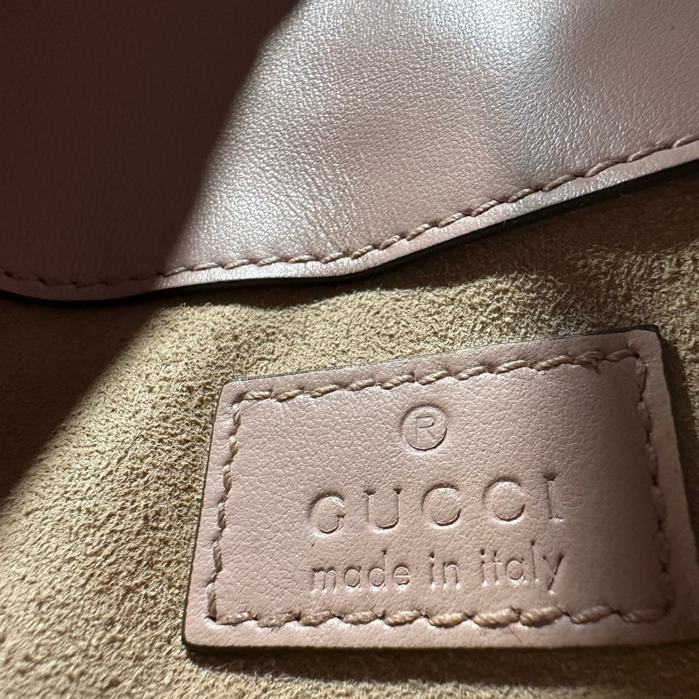 Gucci Pink Chevron Quilted Leather Crossbody Bag - Picture 7 of 11